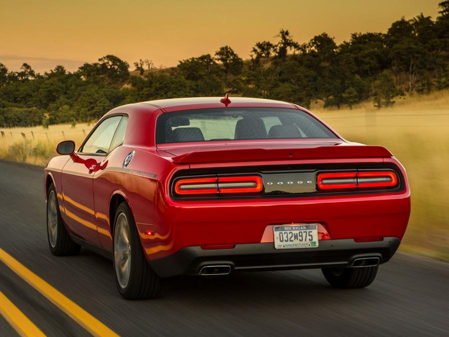  Dodge Challenger SXT 2015 года  (фото 57 из 59)